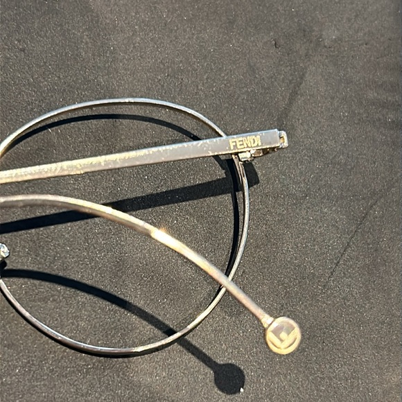 Fendi Frame style # 0353 in gold tone - Picture 2 of 11